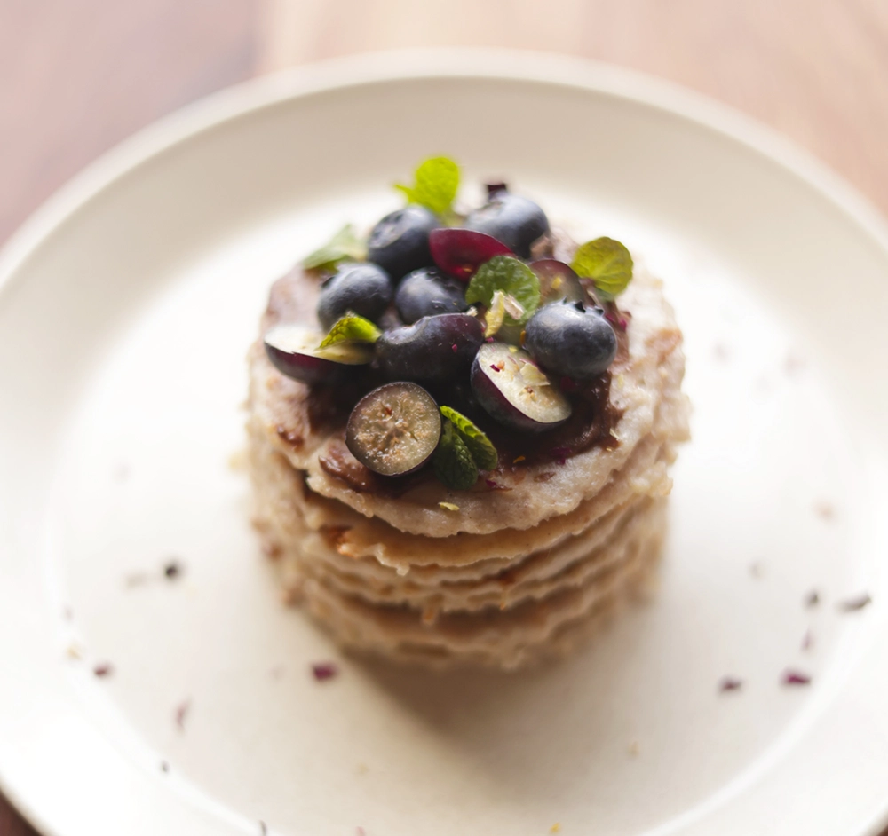 Bowie’s Blueberry Pancakes with Creamy Carob Mousse